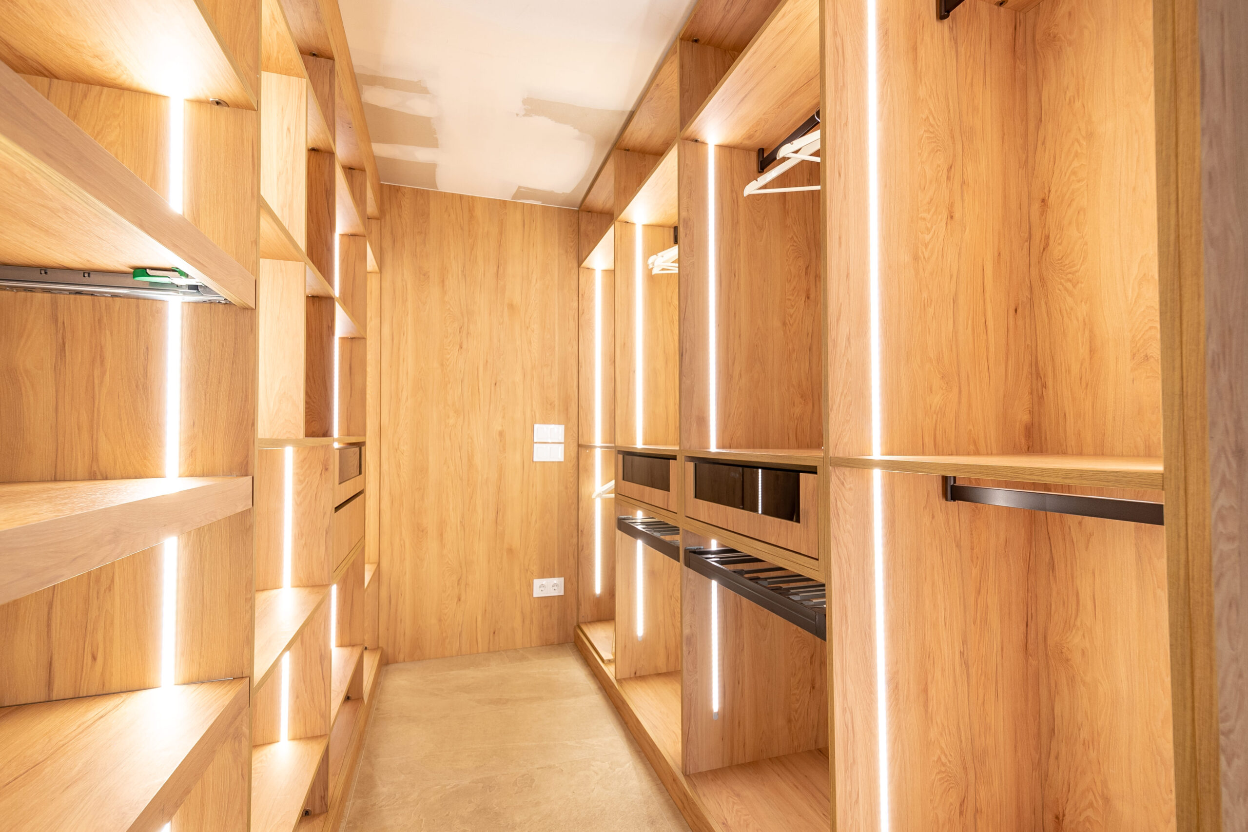 MB_INTERIORS_TIENDA-18-scaled